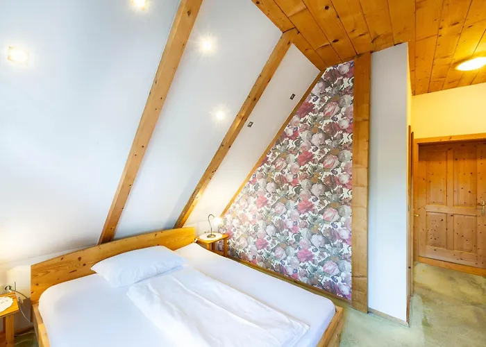 Stoffbauer Gmbh 호텔